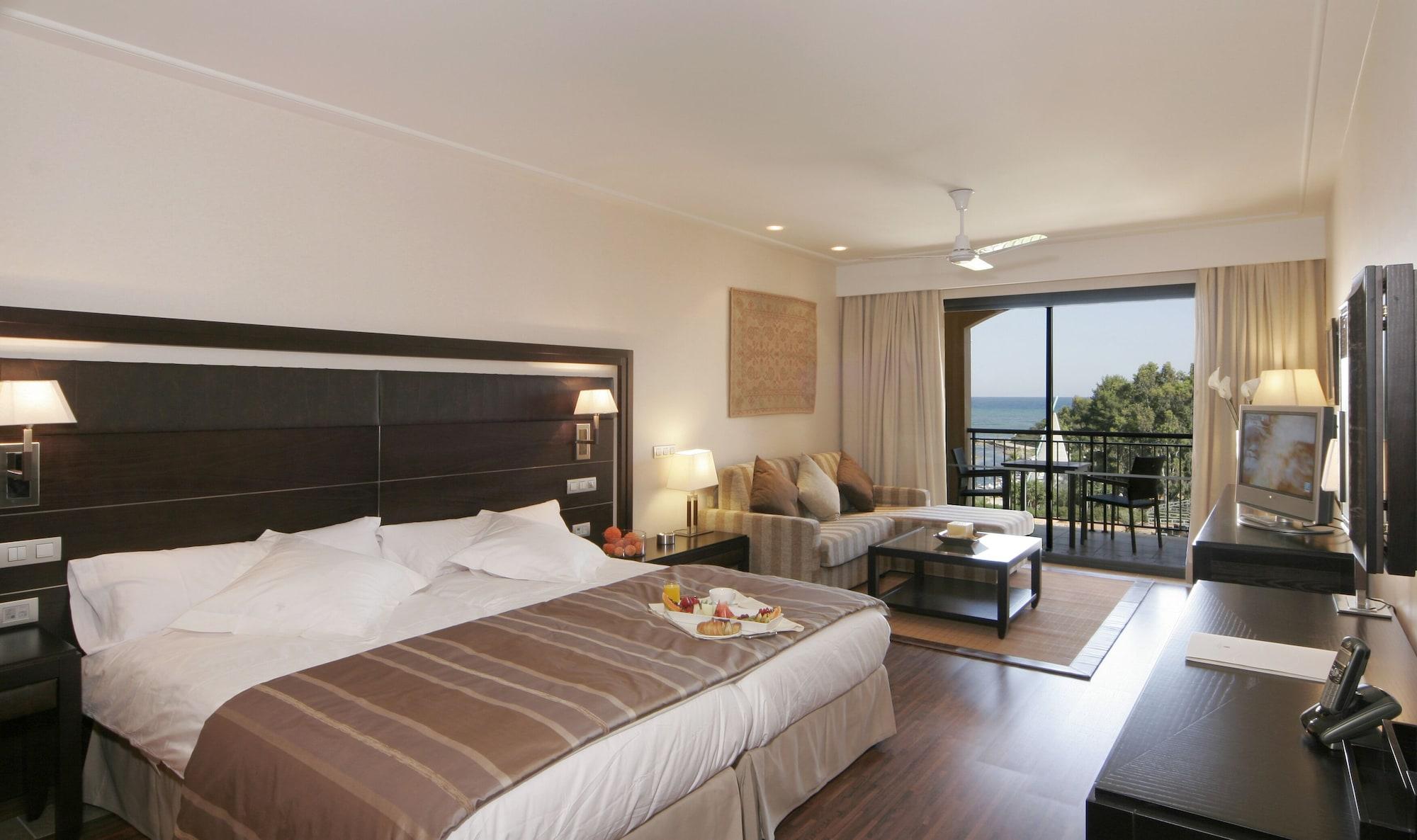 Insotel Fenicia Prestige Suites & Spa Santa Eularia des Riu Bagian luar foto